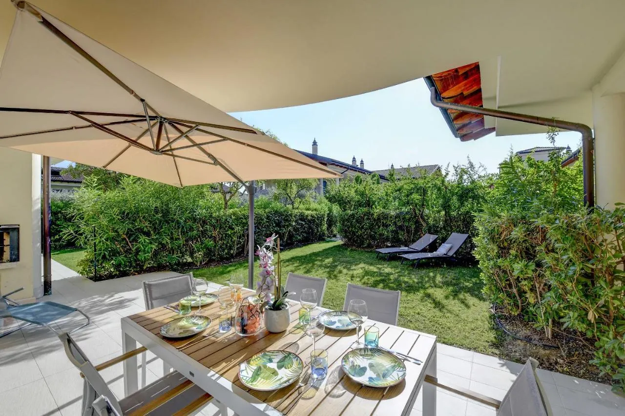 Caesar Sirmione Luxury Apartments