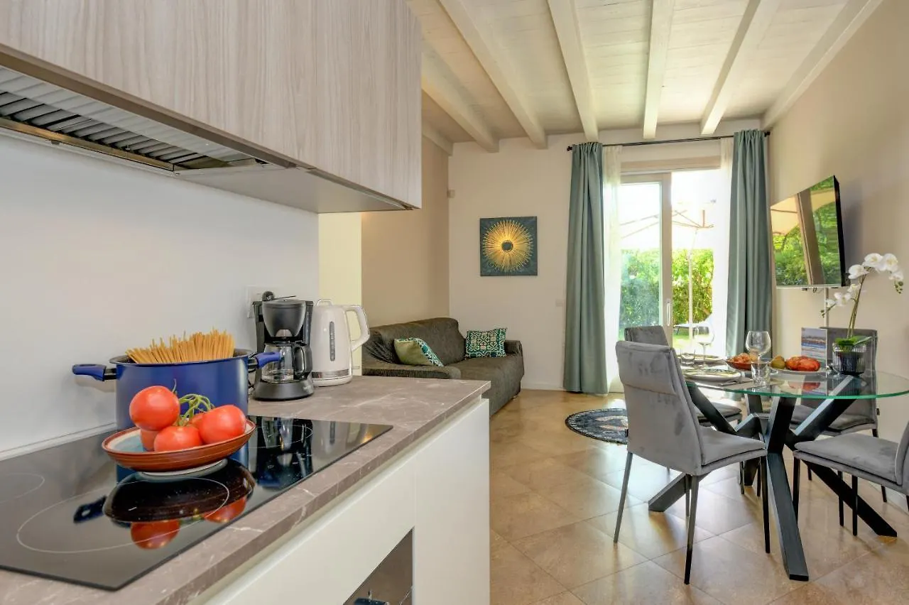 Caesar Sirmione Luxury Apartments
