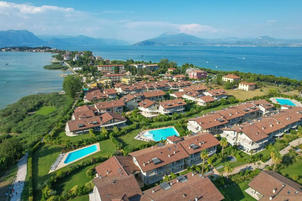 Caesar Sirmione Luxury Apartments
