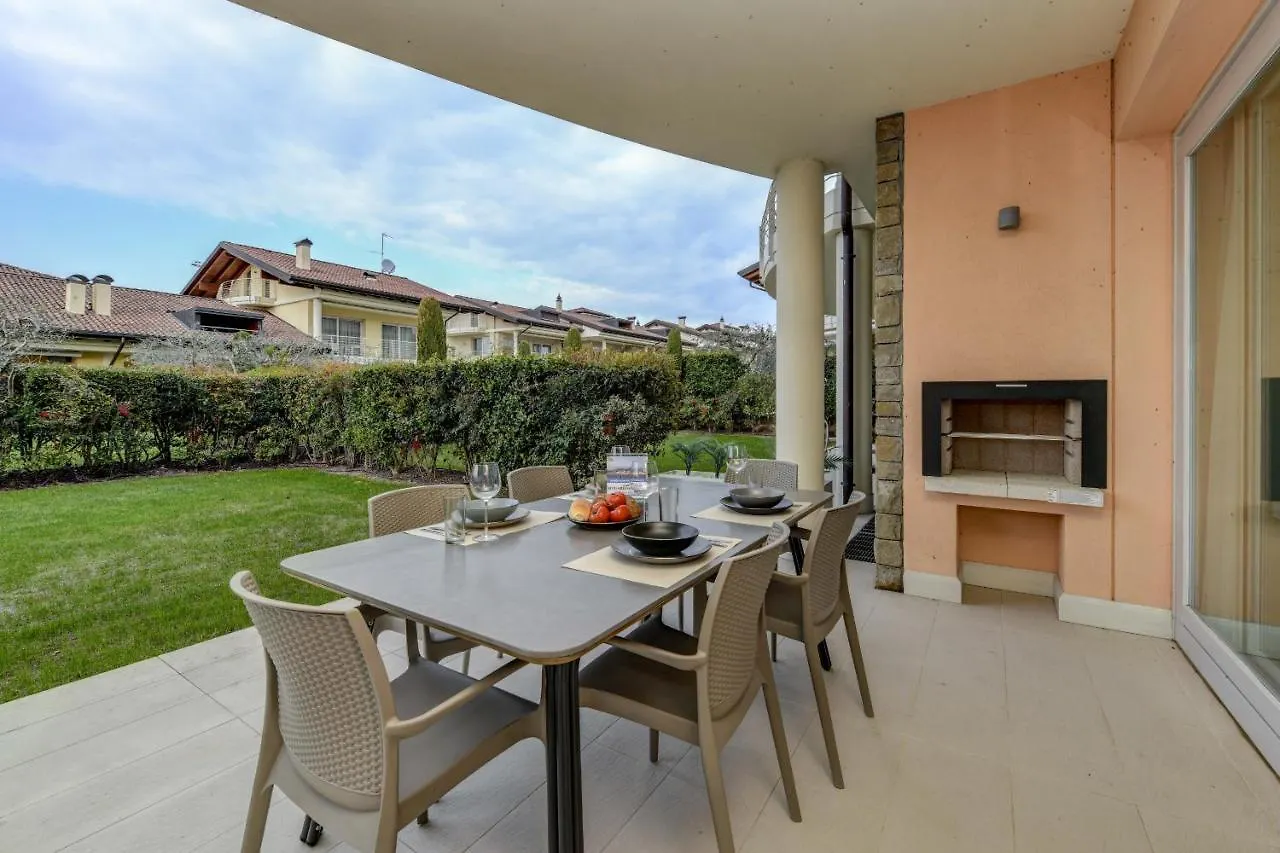Caesar Sirmione Luxury Apartments