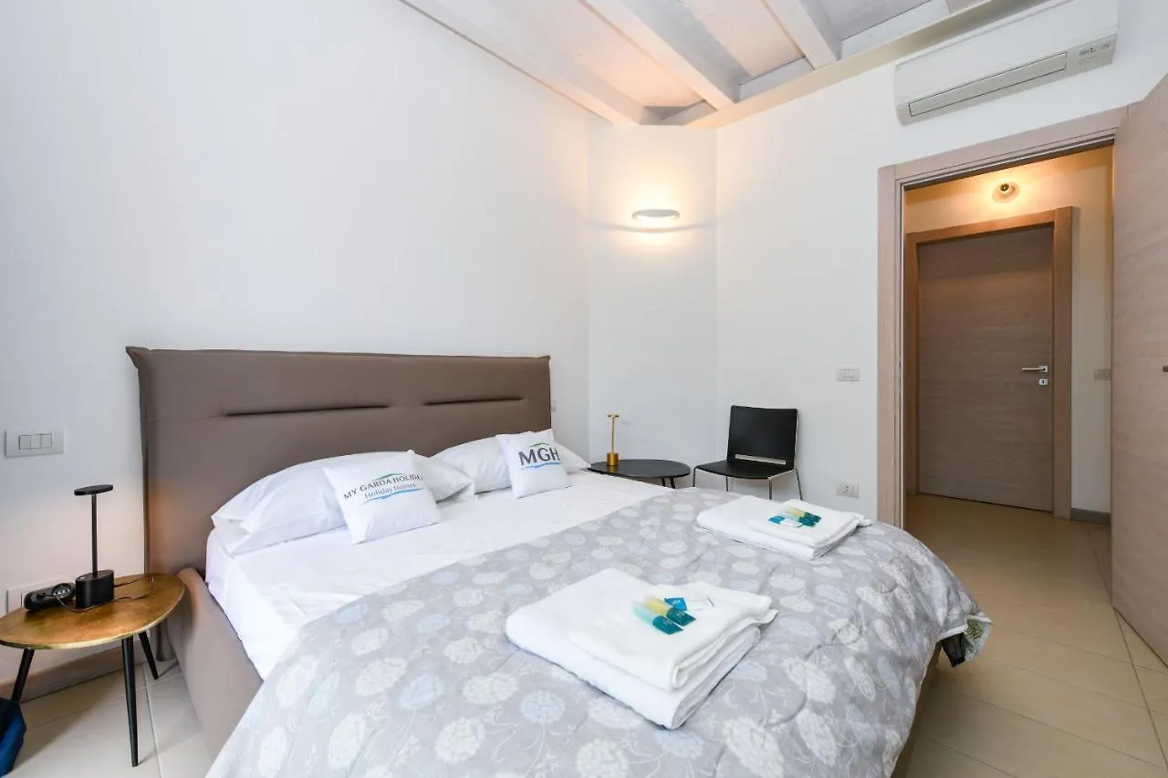 Caesar Sirmione Luxury Apartments